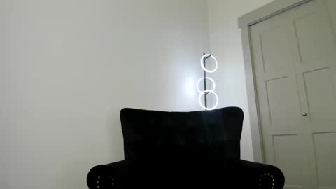 Queen Blaire online show from October 21, 2025, 5:46 pm