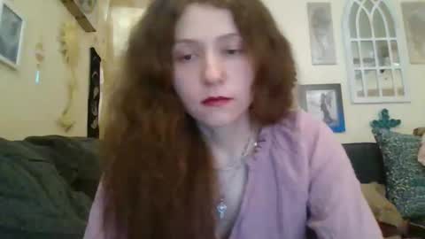 Snapshot of queencrimsonlvx chatting on April 11, 2026, 11:53 pm queencrimsonlvx online show from April 11, 2026, 11:53 pm