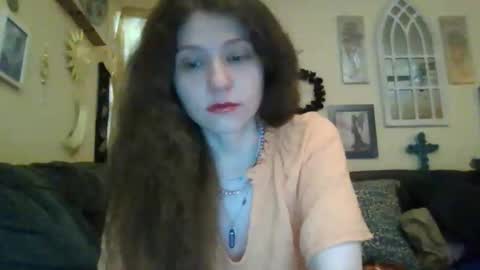 Snapshot of queencrimsonlvx chatting on April 23, 2026, 9:19 am queencrimsonlvx online show from April 23, 2026, 9:19 am