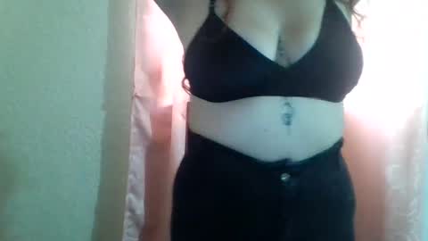 queenfitnnes 82 online show from February 13, 2025, 6:59 pm