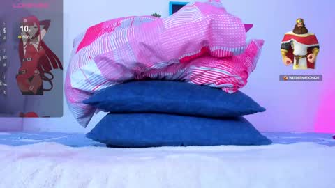 Andrea  online show from September 26, 2025, 4:11 pm