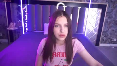 Snapshot of queenlilithh chatting on May 25, 2026, 12:44 pm queenlilithh online show from May 25, 2026, 12:44 pm