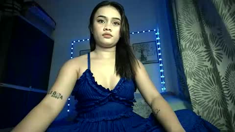 Snapshot of queenliyahxx chatting on October 3, 2025, 3:53 pm liyaaahhhh here online show from October 3, 2025, 3:53 pm