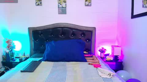 VickyBoobss online show from April 13, 2026, 7:08 pm