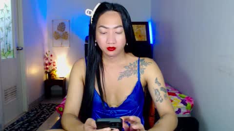 Snapshot of queenmistressts chatting on February 12, 2026, 2:17 am QUEEN online show from February 12, 2026, 2:17 am