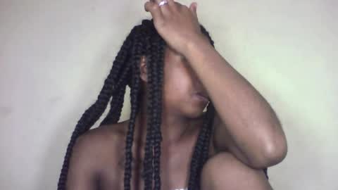 Snapshot of queennaya chatting on August 8, 2026, 8:33 pm queennaya online show from August 8, 2026, 8:33 pm