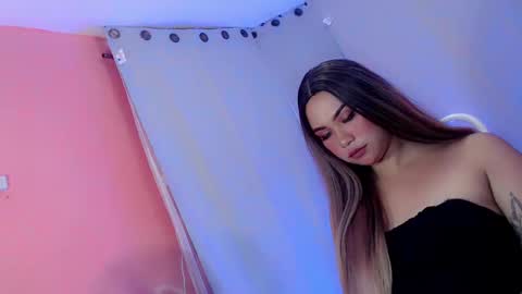 QUEEN online show from January 27, 2025, 11:54 am