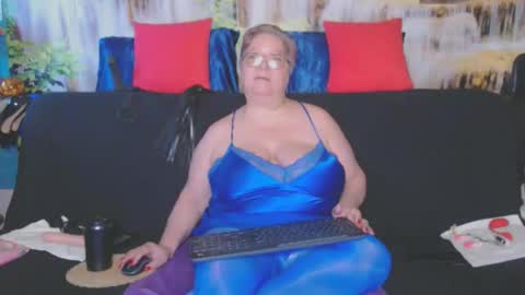 QueenPammy online show from November 6, 2025, 5:52 am