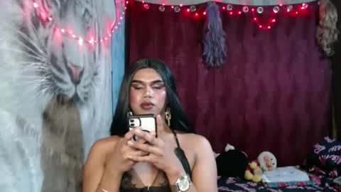 queenpinayebony_xx online show from May 10, 2026, 12:10 pm