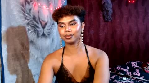 Snapshot of queenpinayebony_xx chatting on June 21, 2026, 11:57 am queenpinayebony_xx online show from June 21, 2026, 11:57 am