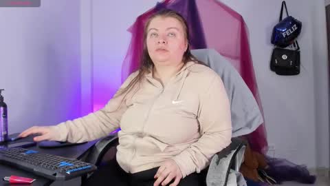 Samantha online show from November 21, 2025, 4:33 am