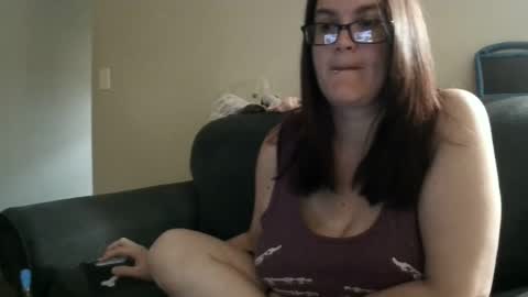 queenskull870 online show from September 28, 2025, 1:55 am