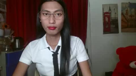 queensteffi online show from November 2, 2025, 10:06 am