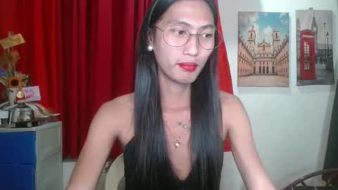 queensteffi online show from January 12, 2026, 2:44 pm