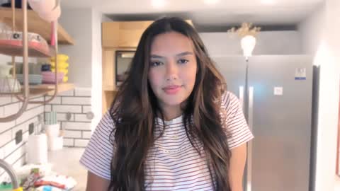 Val  -  online show from December 4, 2024, 3:15 am