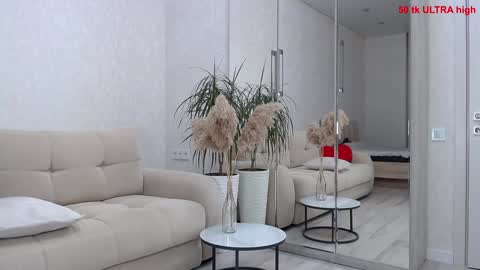 Snapshot of queenviktoria chatting on December 4, 2024, 6:28 pm Viktoria online show from December 4, 2024, 6:28 pm