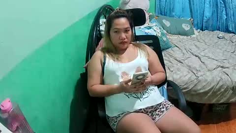 quelly40 online show from April 24, 2026, 1:35 pm