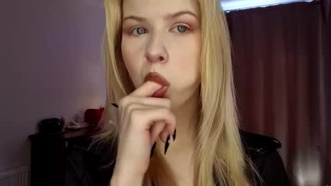 Tate online show from March 15, 2026, 6:19 am