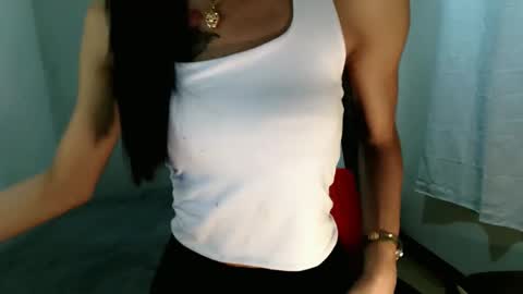 quenny121698 online show from October 2, 2025, 3:13 am