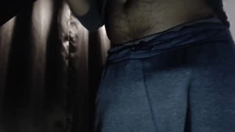 oilypanda online show from January 6, 2025, 9:43 pm