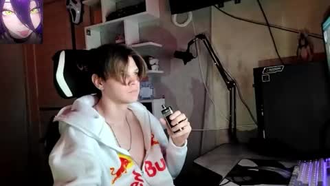 Snapshot of quiet_sh chatting on February 15, 2026, 1:31 pm quiet_sh online show from February 15, 2026, 1:31 pm