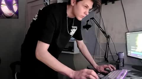 Snapshot of quiet_sh chatting on February 22, 2026, 1:29 am quiet_sh online show from February 22, 2026, 1:29 am