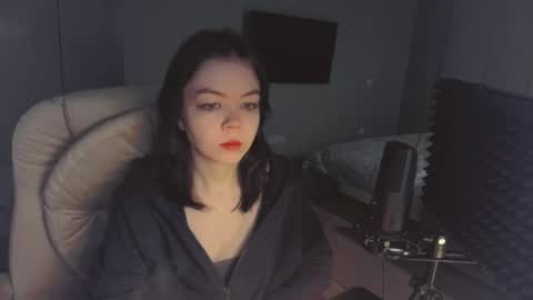 quietluxury online show from April 7, 2026, 12:27 pm