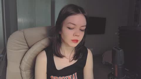 Snapshot of quietluxury chatting on May 31, 2026, 11:50 am quietluxury online show from May 31, 2026, 11:50 am
