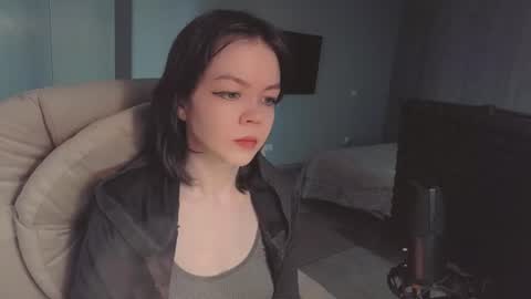 Snapshot of quietluxury chatting on July 8, 2026, 12:31 pm quietluxury online show from July 8, 2026, 12:31 pm