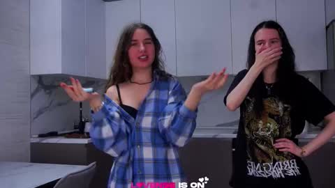 Snapshot of quyenkjos chatting on January 8, 2026, 2:14 am Alice online show from January 8, 2026, 2:14 am