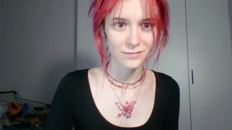 Snapshot of quyenpollio chatting on June 18, 2026, 3:16 pm Lana Pollio online show from June 18, 2026, 3:16 pm