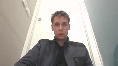 Snapshot of qwerty96cuck96 chatting on December 15, 2024, 5:10 pm qwerty96cuck96 online show from December 15, 2024, 5:10 pm