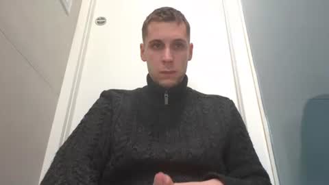 Snapshot of qwerty96cuck96 chatting on December 28, 2024, 6:40 pm qwerty96cuck96 online show from December 28, 2024, 6:40 pm