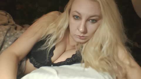 qwertyui online show from October 23, 2025, 4:45 am