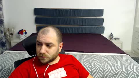 R0bila online show from February 10, 2025, 1:35 am