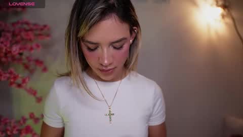 RACHEL BLAKE online show from January 14, 2025, 8:31 am