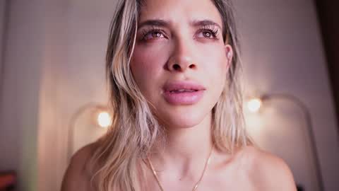 RACHEL BLAKE online show from February 8, 2025, 8:31 am