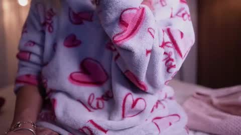 RACHEL BLAKE online show from March 1, 2025, 6:57 am