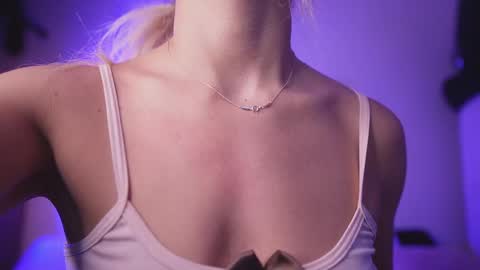 RACHEL BLAKE online show from October 28, 2025, 6:17 am