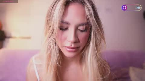 RACHEL BLAKE online show from November 8, 2025, 3:39 am