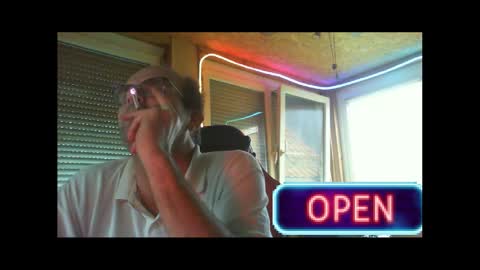 dj mike online show from December 18, 2024, 9:14 am