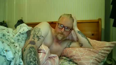 Snapshot of r_o_h_a_n_r_o_o_m chatting on May 12, 2026, 8:55 am r_o_h_a_n_r_o_o_m online show from May 12, 2026, 8:55 am
