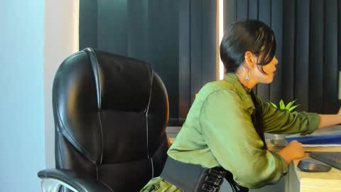 Rachel online show from October 20, 2025, 12:05 pm