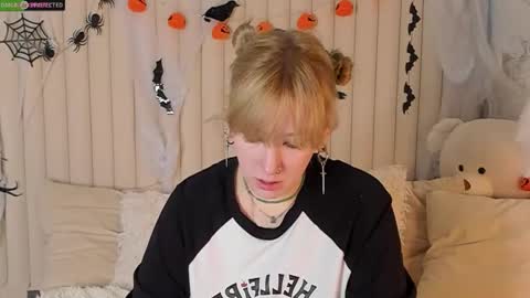 Ray  online show from October 24, 2025, 3:14 am