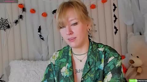 Ray  online show from October 29, 2025, 3:09 am