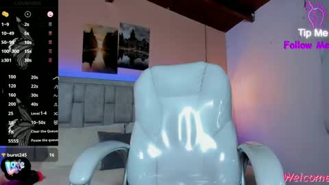 Snapshot of rachell_honey7 chatting on March 9, 2025, 9:46 am Rachel online show from March 9, 2025, 9:46 am