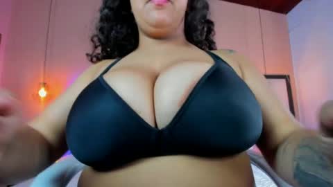 Snapshot of rachell_honey7 chatting on March 10, 2025, 4:25 pm Rachel online show from March 10, 2025, 4:25 pm