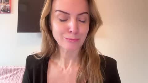 Rachel online show from February 7, 2025, 1:22 pm