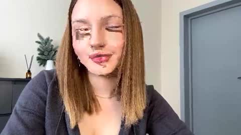 Snapshot of rachellemontag chatting on February 26, 2026, 8:35 am Alex online show from February 26, 2026, 8:35 am