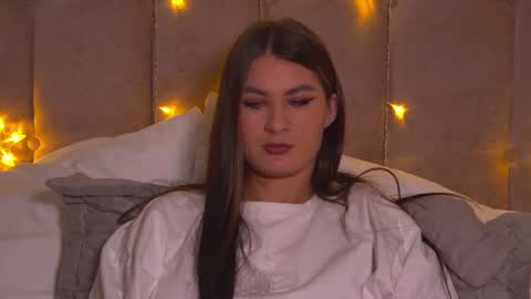 RachellSimpson online show from December 8, 2024, 9:41 pm